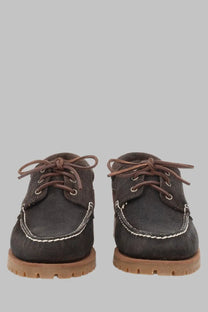 Sebago men’s mocassino acadia brown dark brown suede boat shoes with tan laces white stitching and chunky rubber sole