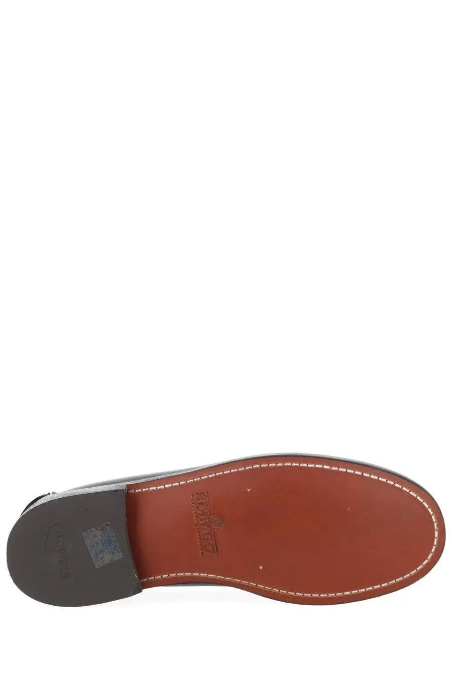 Brown leather sole with tan stitching and dark rubber heel of sebago men’s mocassino classic dan black shoe back view