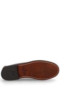 Sebago women’s mocassino classic dan brown showing brown leather sole with white stitching and black rubber heel