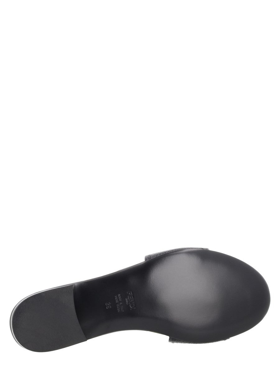 Fendi Women's Slide Baguette in Pelle Nera Black