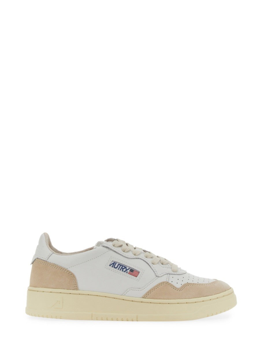 AUTRY Women's Sneaker Medalist Low White