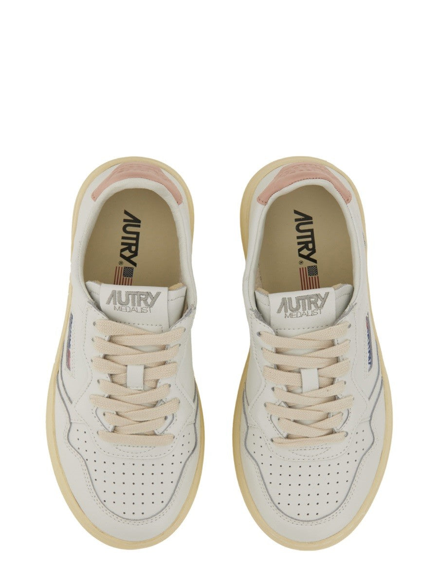 AUTRY Women's Sneaker Medalist Low Multicolor