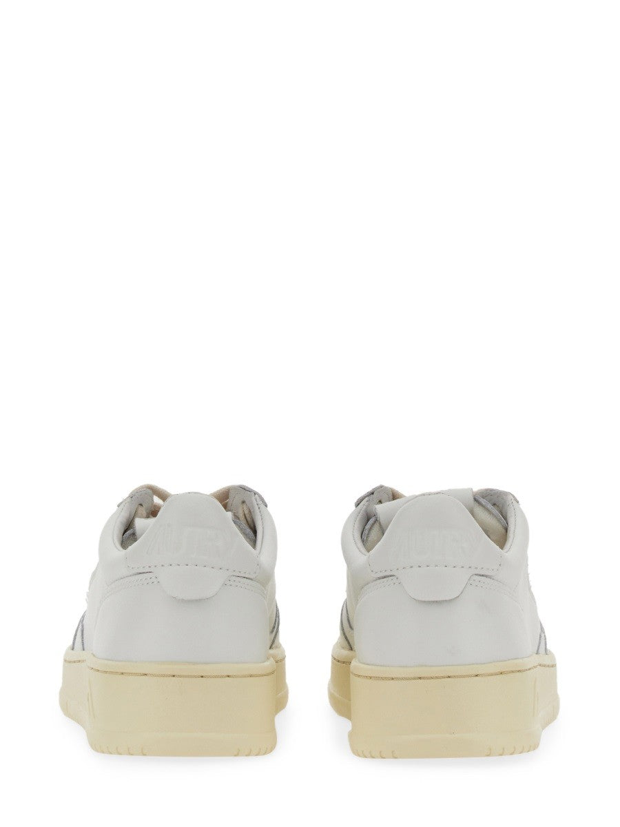 AUTRY Women's Sneaker Medalist Low White