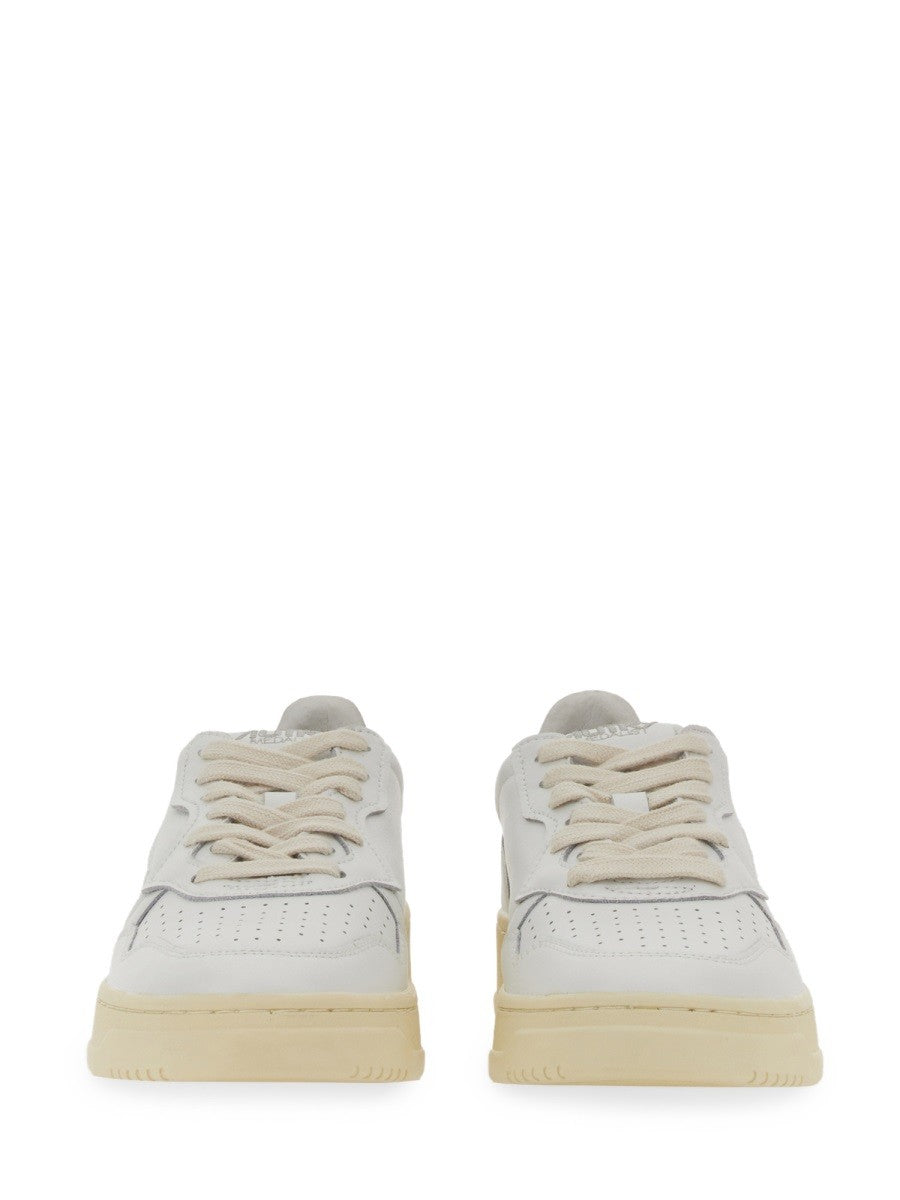 AUTRY Women's Sneaker Medalist Low Multicolor