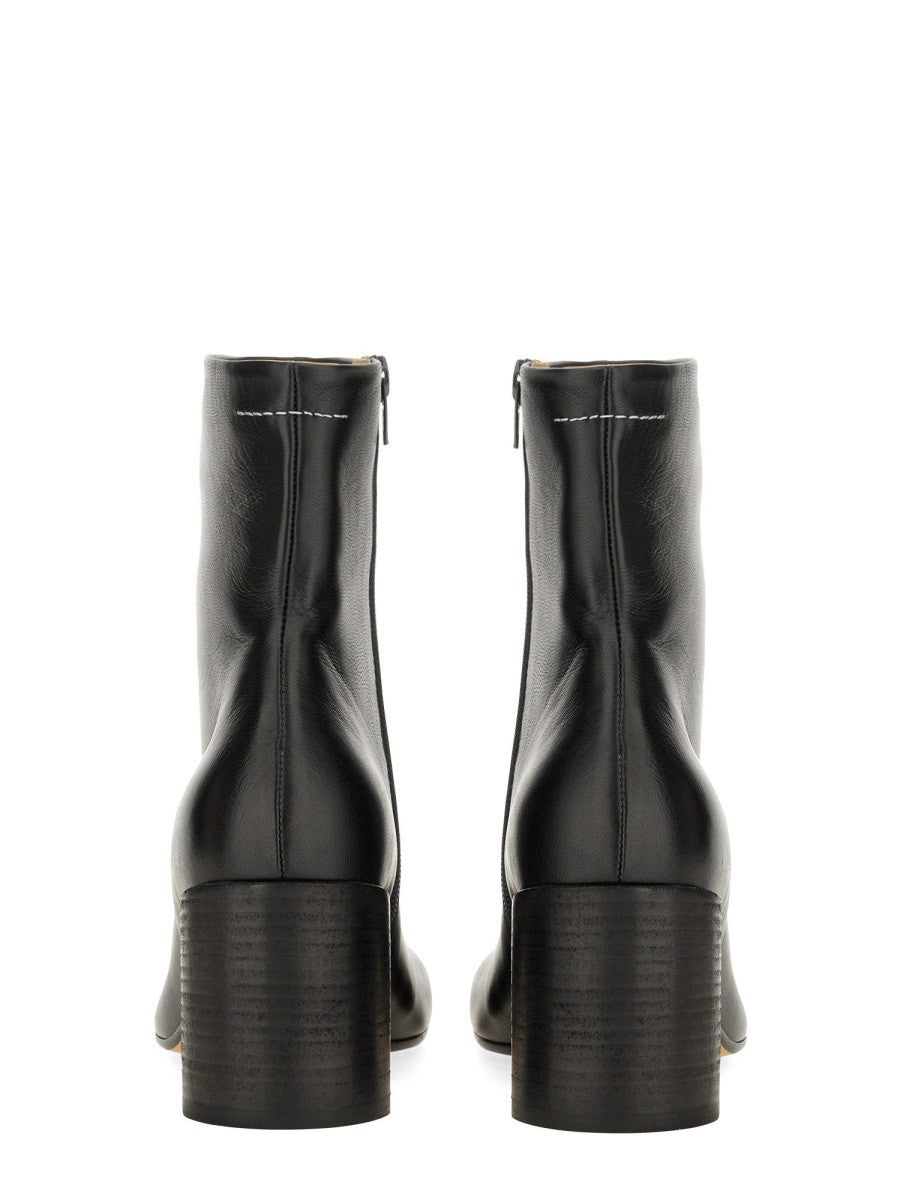 MM6 Maison Margiela Women's Stivaletto Anatomico in Pelle Black