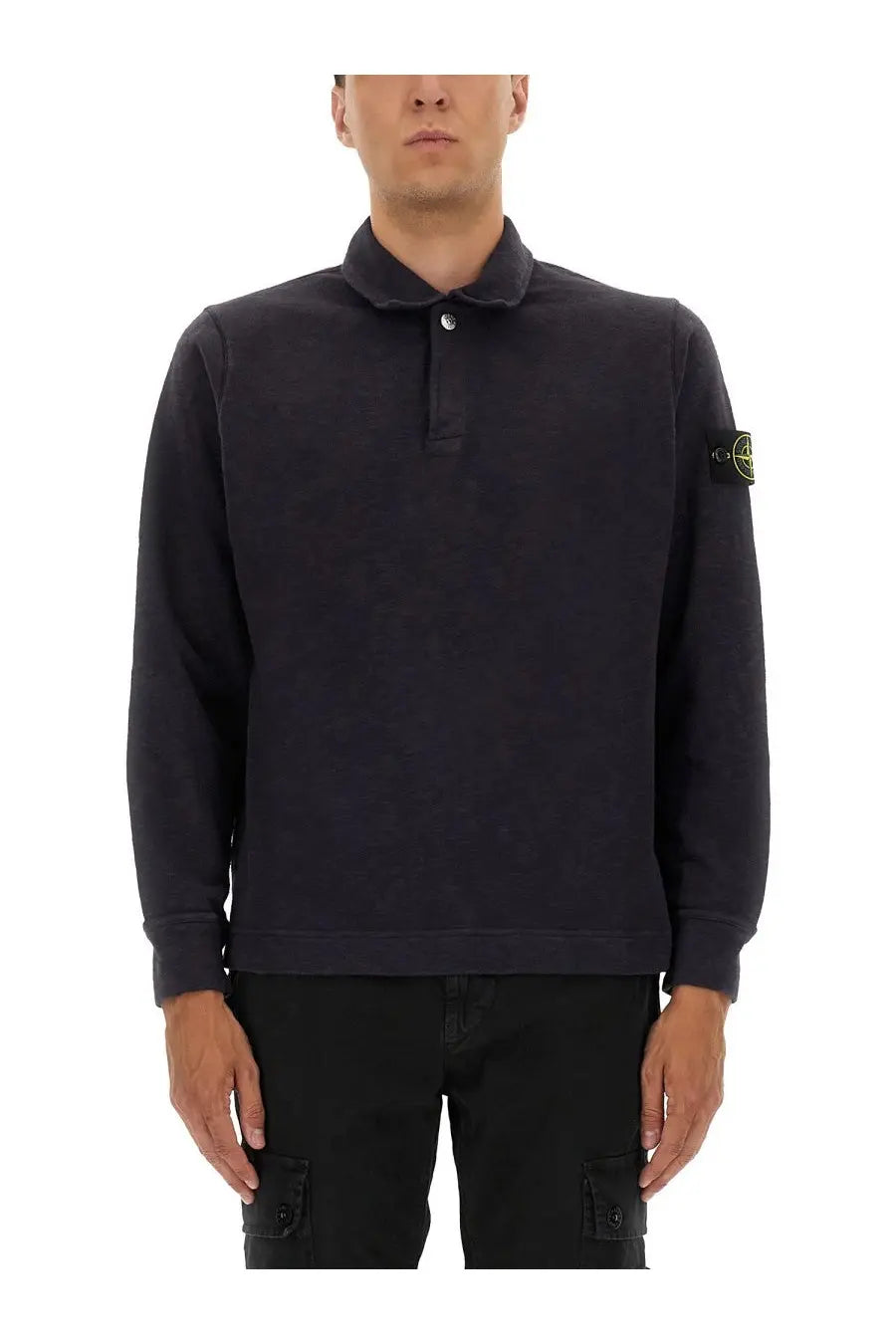 Stone island men’s cotton vanisé polo shirt in black with subtle texture and yellow logo patch on left sleeve