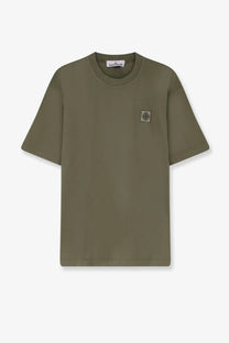 Stone island men’s organic cotton t-shirt in olive green with subtle texture and small square logo patch on left chest