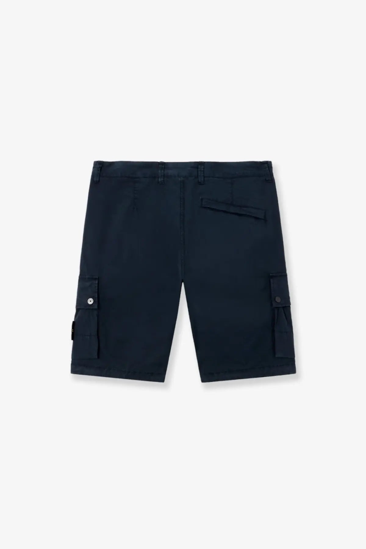 Stone Island men’s dark navy organic cotton cargo shorts with buttoned side pockets and a brand tag on left leg