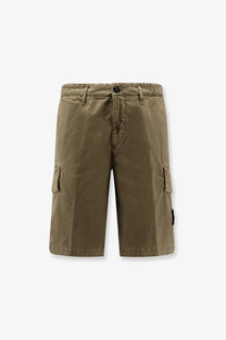 Stone Island men’s organic cotton shorts green with khaki cargo design side pockets and black button closure