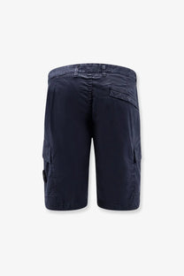 Stone island men’s organic cotton stretch shorts in dark navy featuring multiple pockets and durable fabric finish