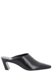 Stuart Weitzman women’s black leather mule stassi con tacco with sleek pointed toe and block heel