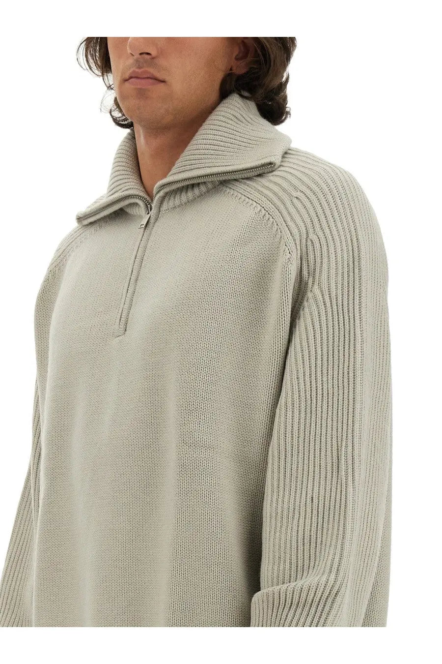 Studio Nicholson men’s wool jersey beige light gray ribbed knit sweater with half-zip collar and vertical sleeve stripes