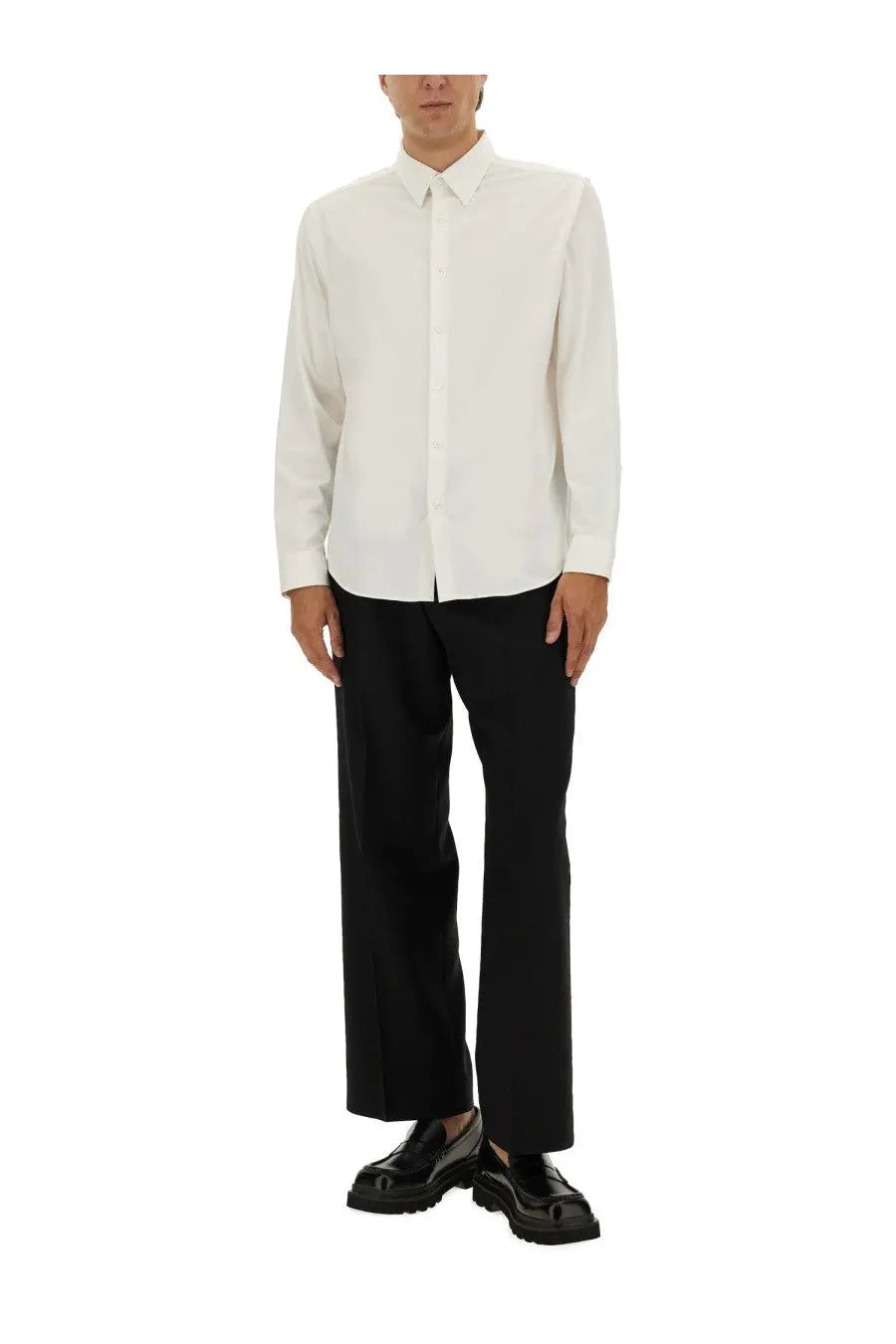 Theory men’s shirt Sylvain white crisp long-sleeved button-down with classic collar and neatly pressed fabric