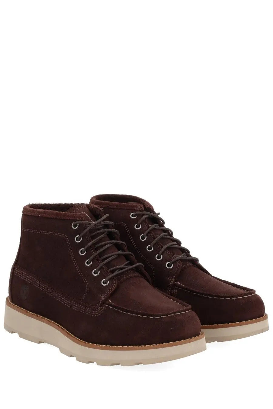 Timberland men’s waterproof brown suede chukka boot with dark laces and light beige rubber sole