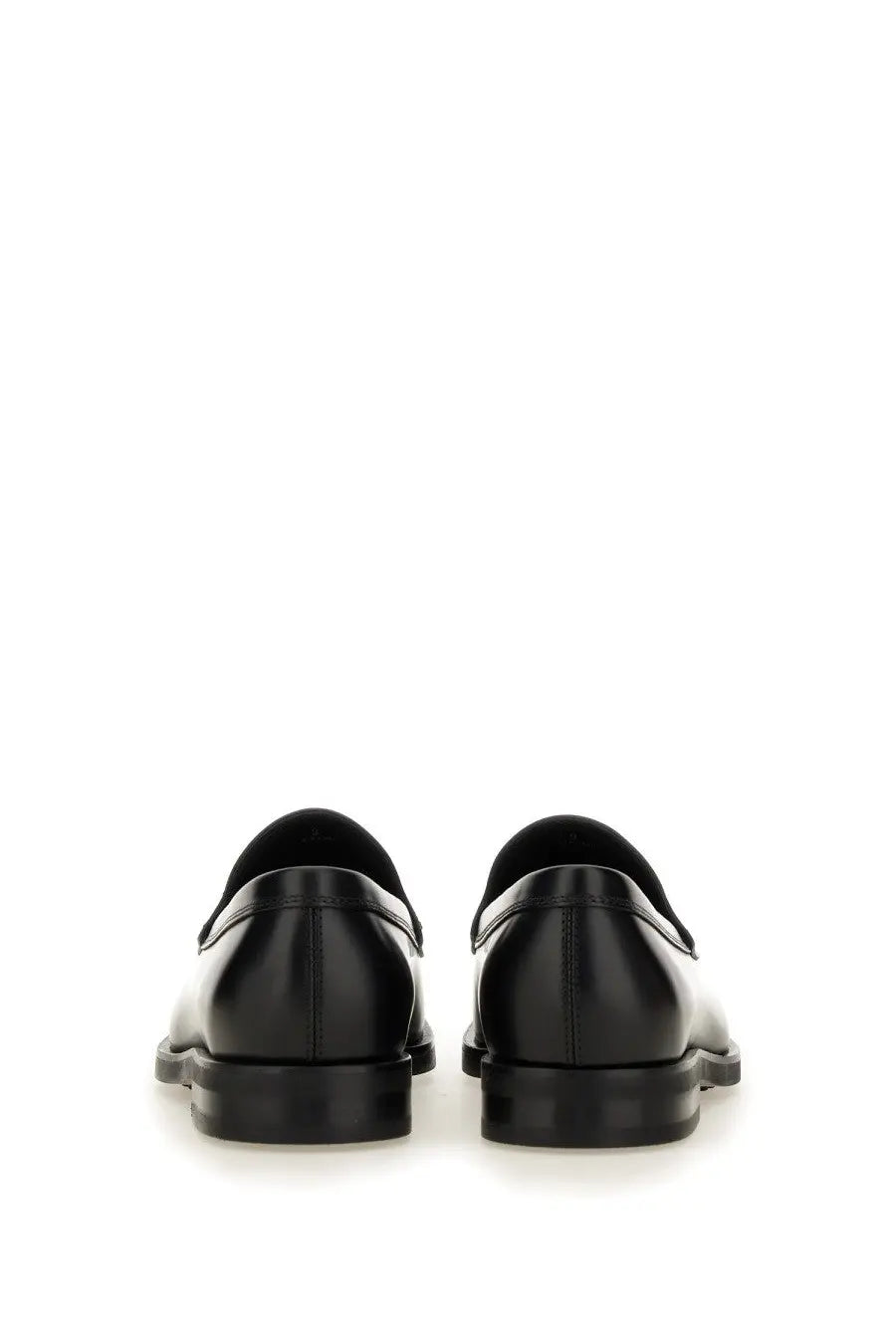 Tod’s men’s mocassino in pelle black black leather loafers with a sleek polished finish and classic slip-on design