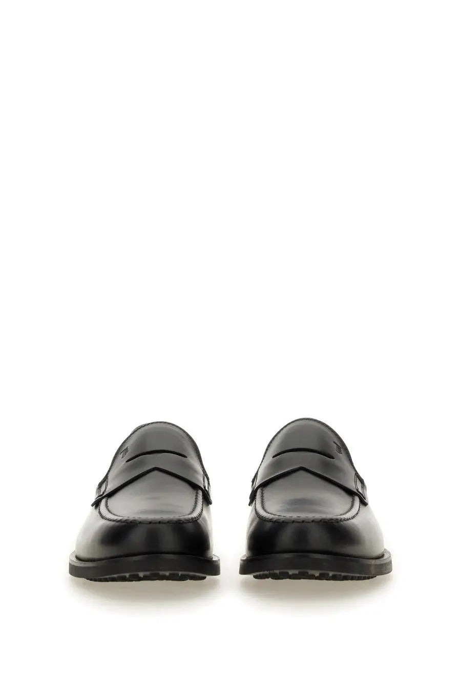 Tods men’s mocassino in pelle black black patent leather penny loafer shoes with sleek polished finish and classic design