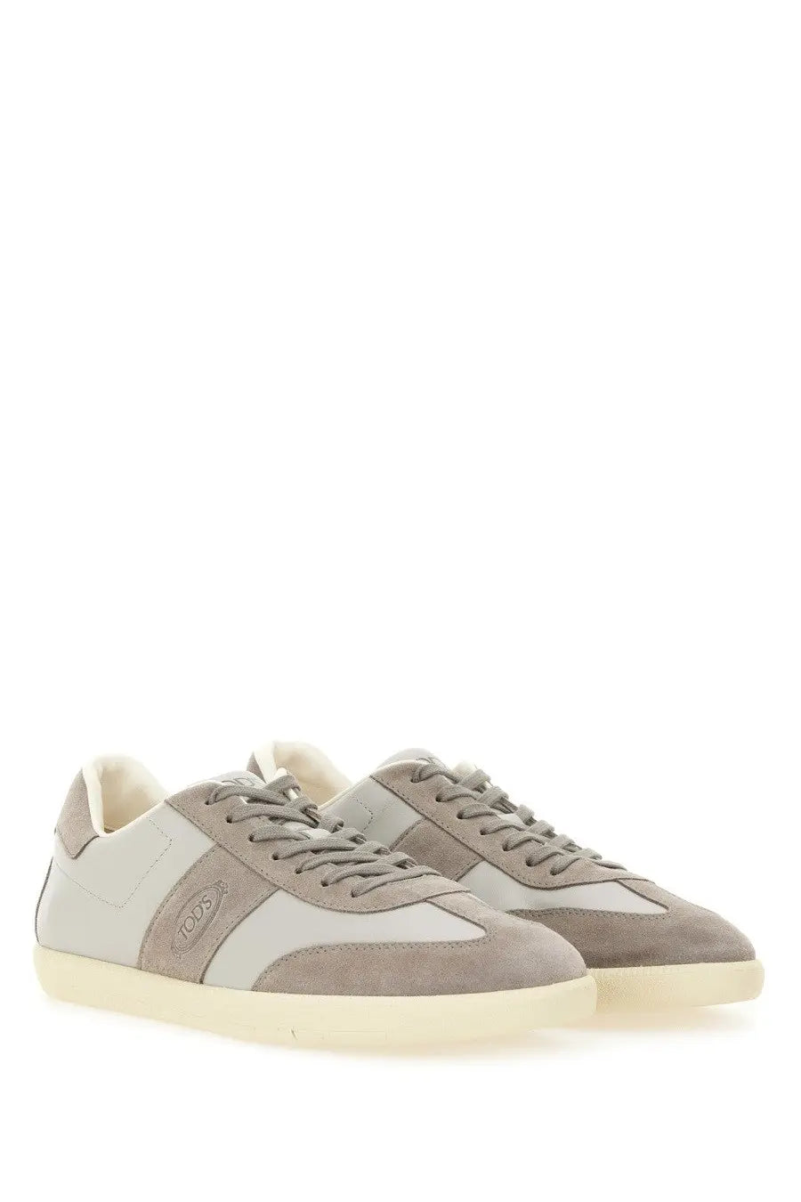 Gray suede and leather tods men’s tabs sneaker beige with cream-colored rubber sole for casual wear