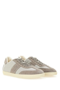 Gray suede and leather tods men’s tabs sneaker beige with cream-colored rubber sole for casual wear