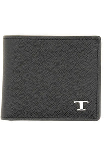 Tod’s men’s timeless wallet in black textured leather with a silver t logo on the lower right corner