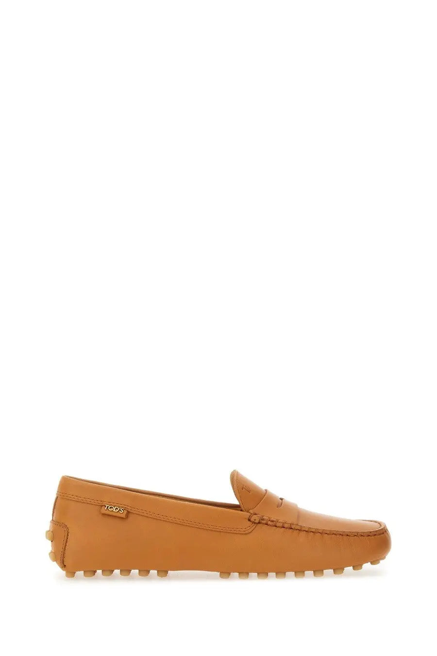Tods women’s leather gommino loafer beige in tan leather with classic moccasin design and distinctive lug sole