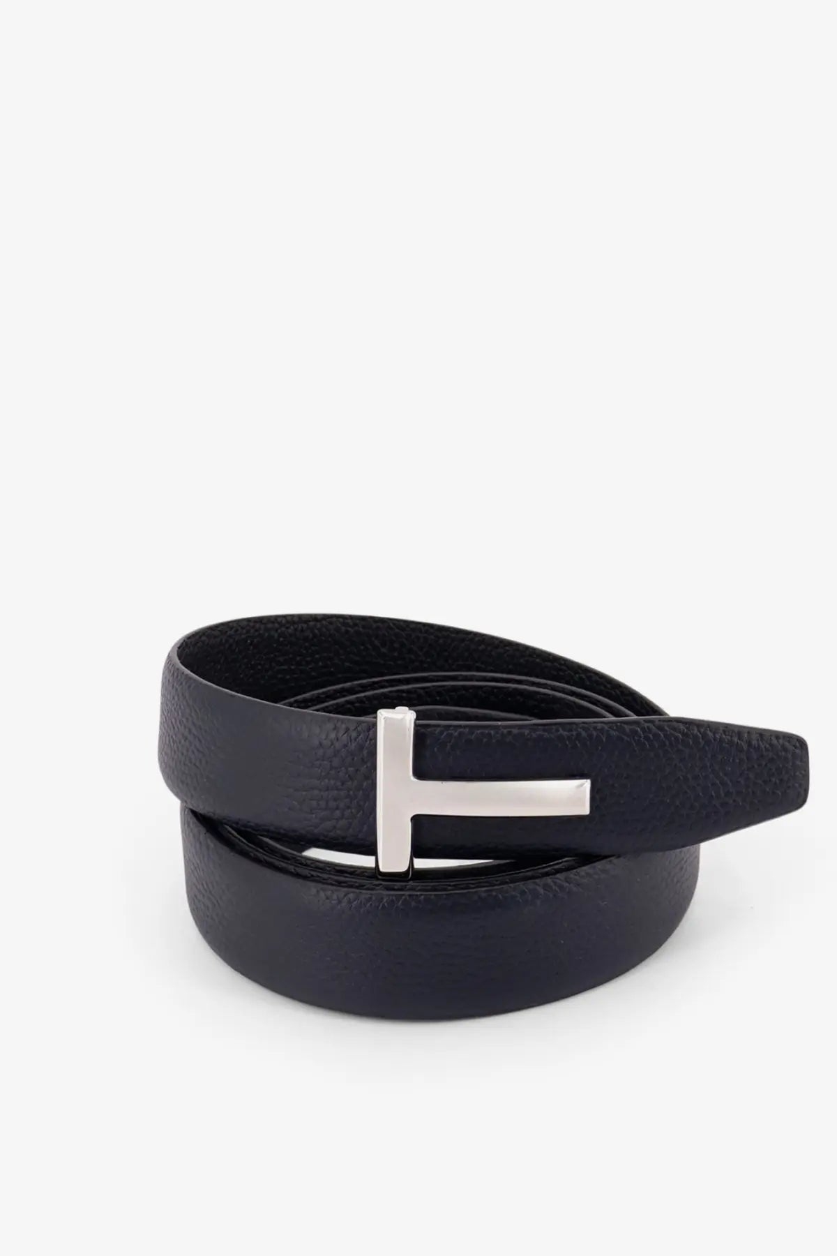 Tom Ford men’s black hammered leather belt with textured finish and sleek silver t-shaped buckle