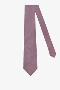 A sleek dusty rose tom ford men’s silk tie featuring a subtle micro patterned texture