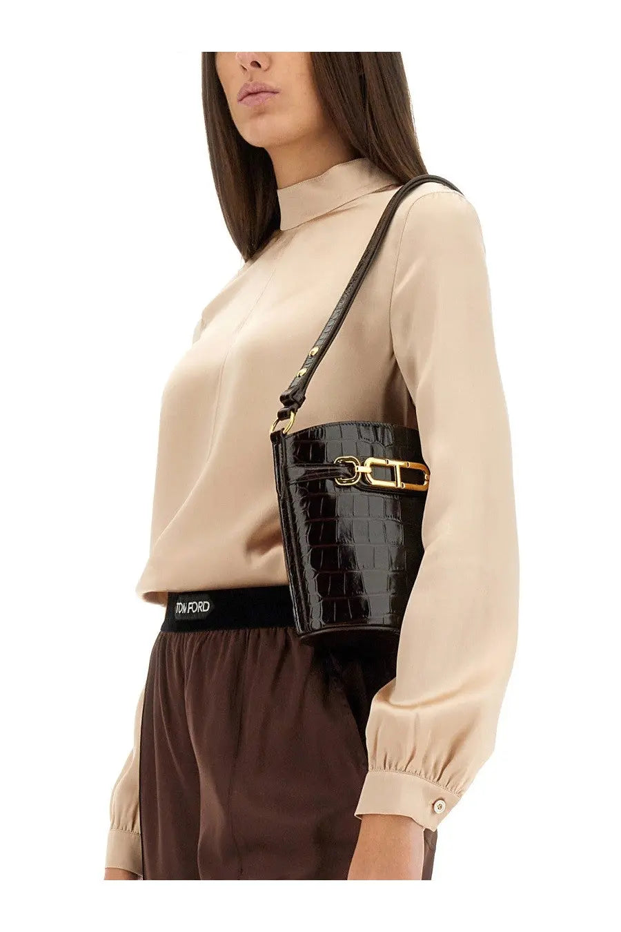 Tom Ford women’s blue silk pink bucket bag with black crocodile-embossed leather and gold chain clasp and strap