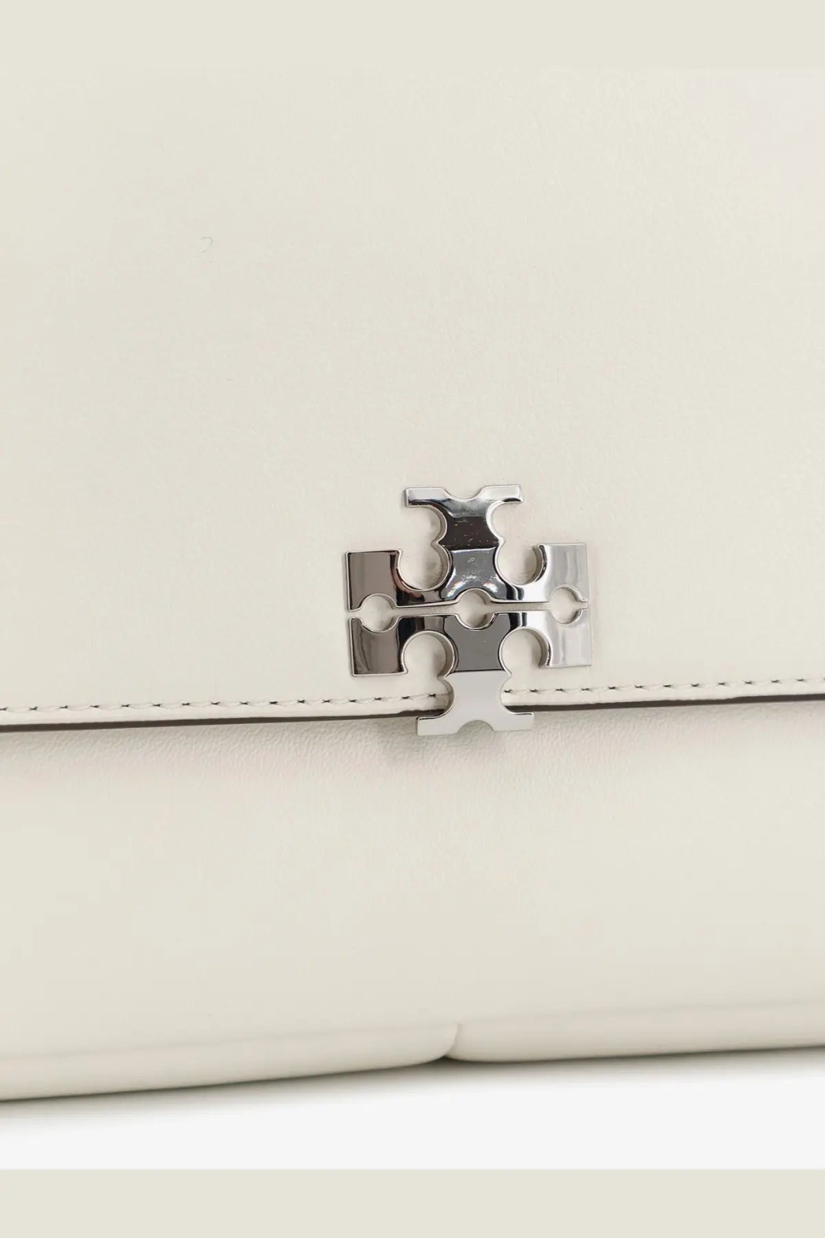 White leather tory burch charlie shoulder bag with silver-toned logo clasp for women