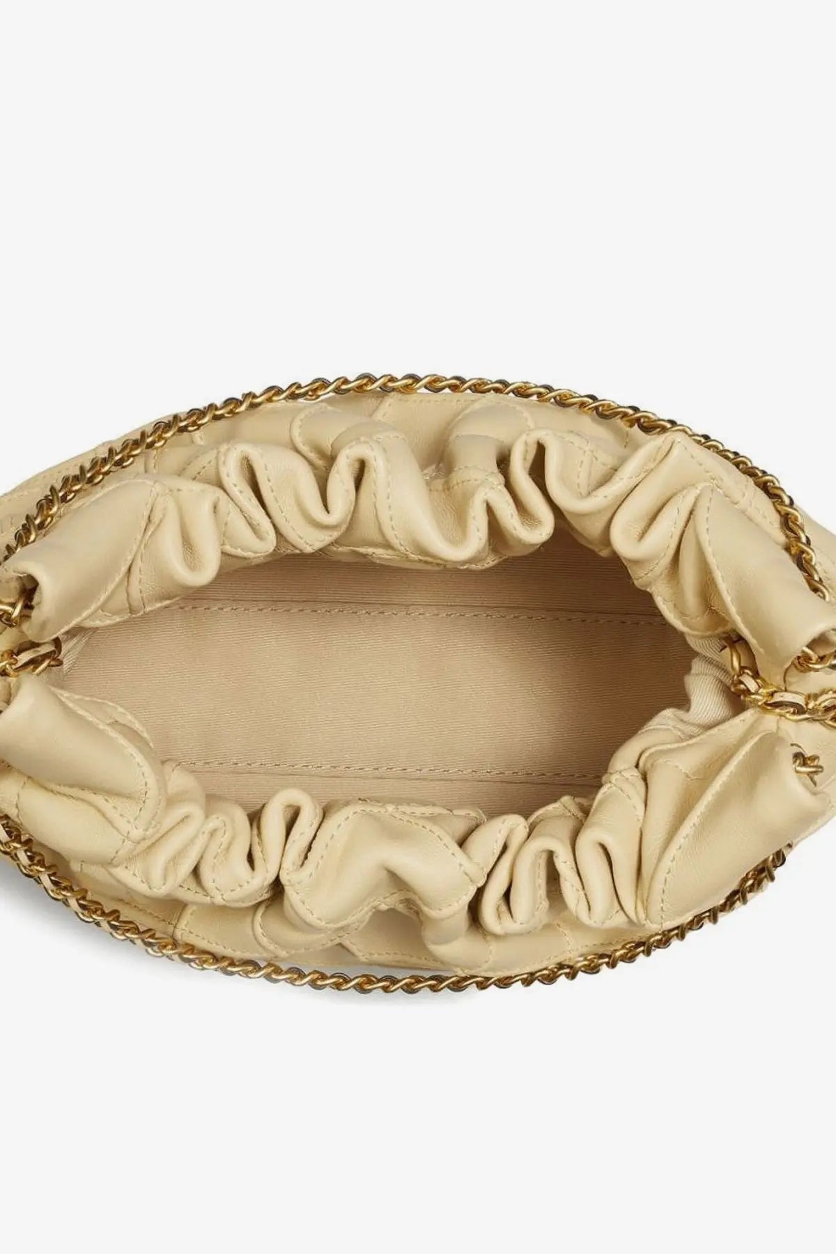 Tory Burch women’s Fleming mini hobo bag in beige quilted leather with gold-tone chain trim and ruched detailing