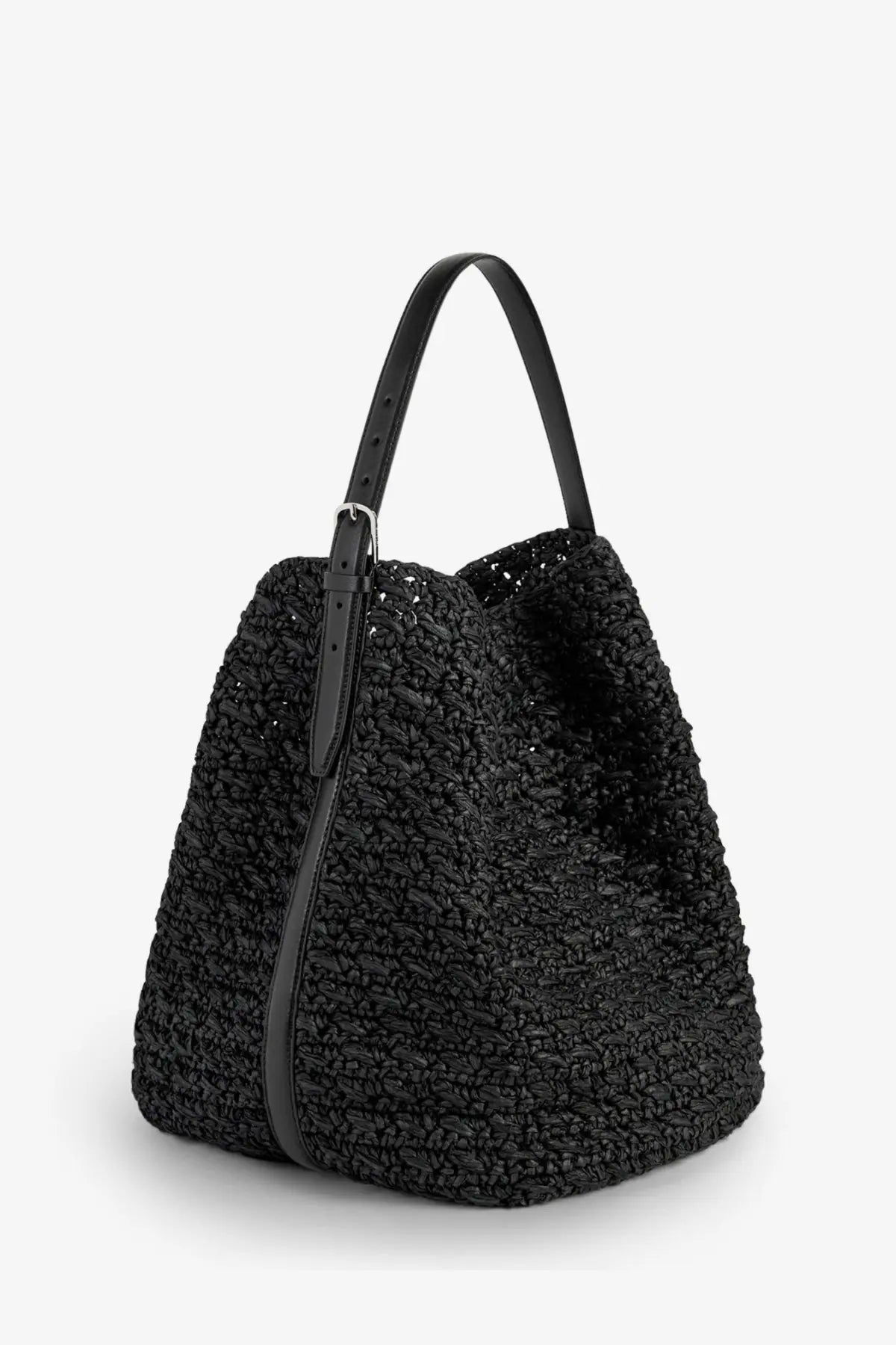 Toteme women’s raffia shoulder bag in black woven straw with leather handles and a silver-toned buckle