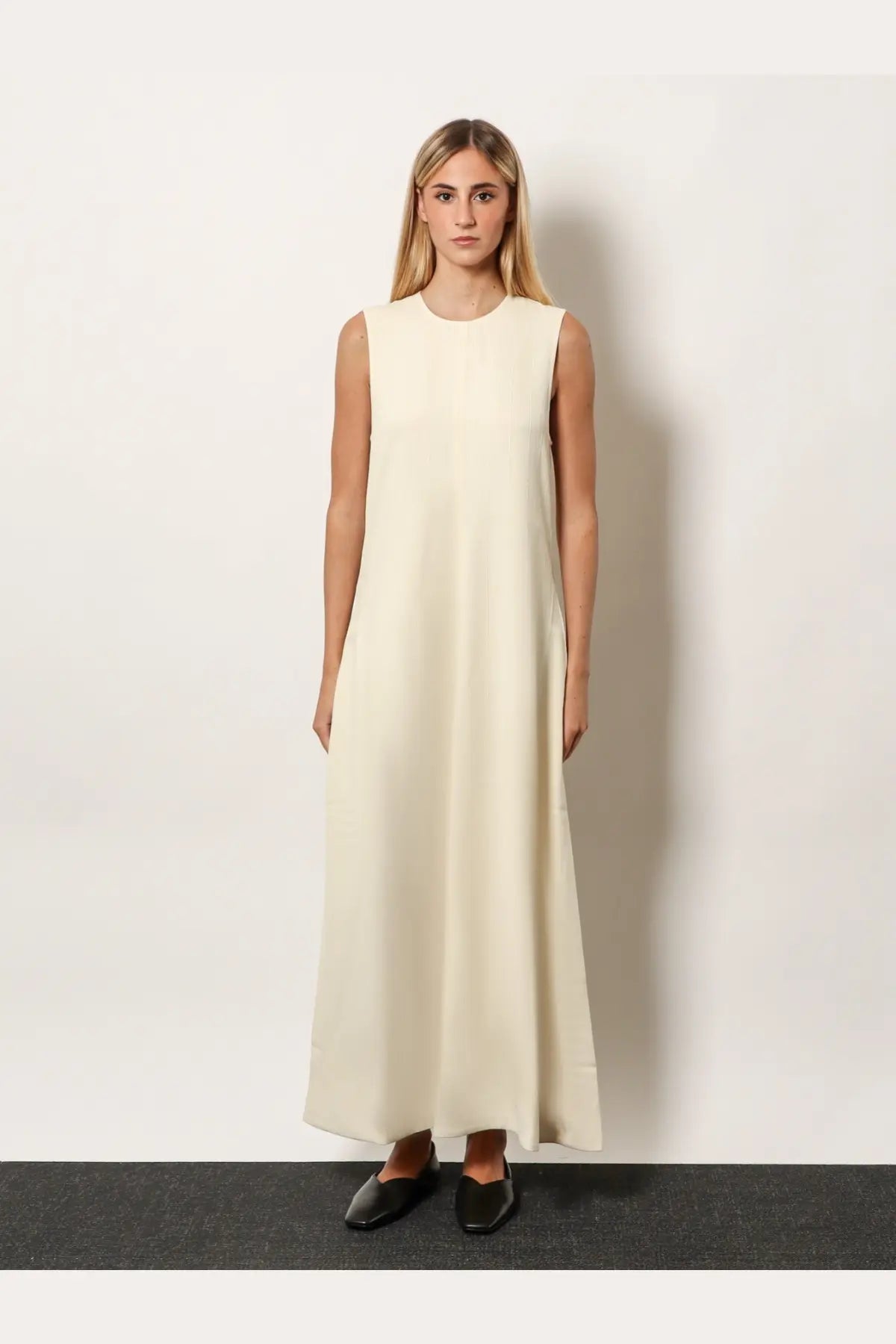 Toteme women’s woven stripes viscose long dress white flowing sleeveless maxi dress with round neckline and straight hemline