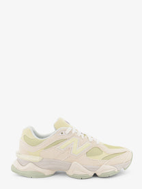 New Balance Unisex Suede Sneakers White
