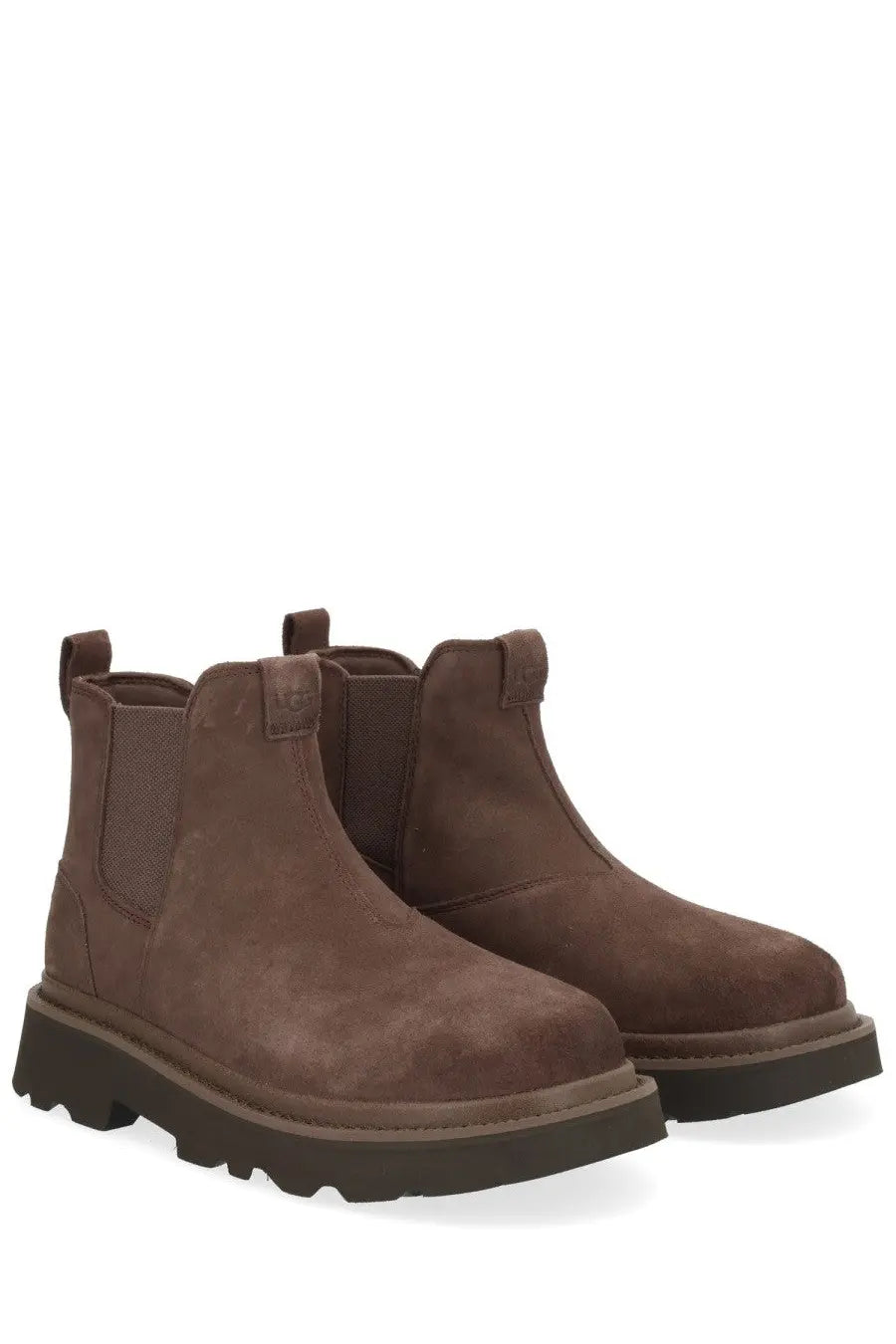 Ugg men’s chelsea lug boot in brown suede with elastic side panels and chunky rubber sole