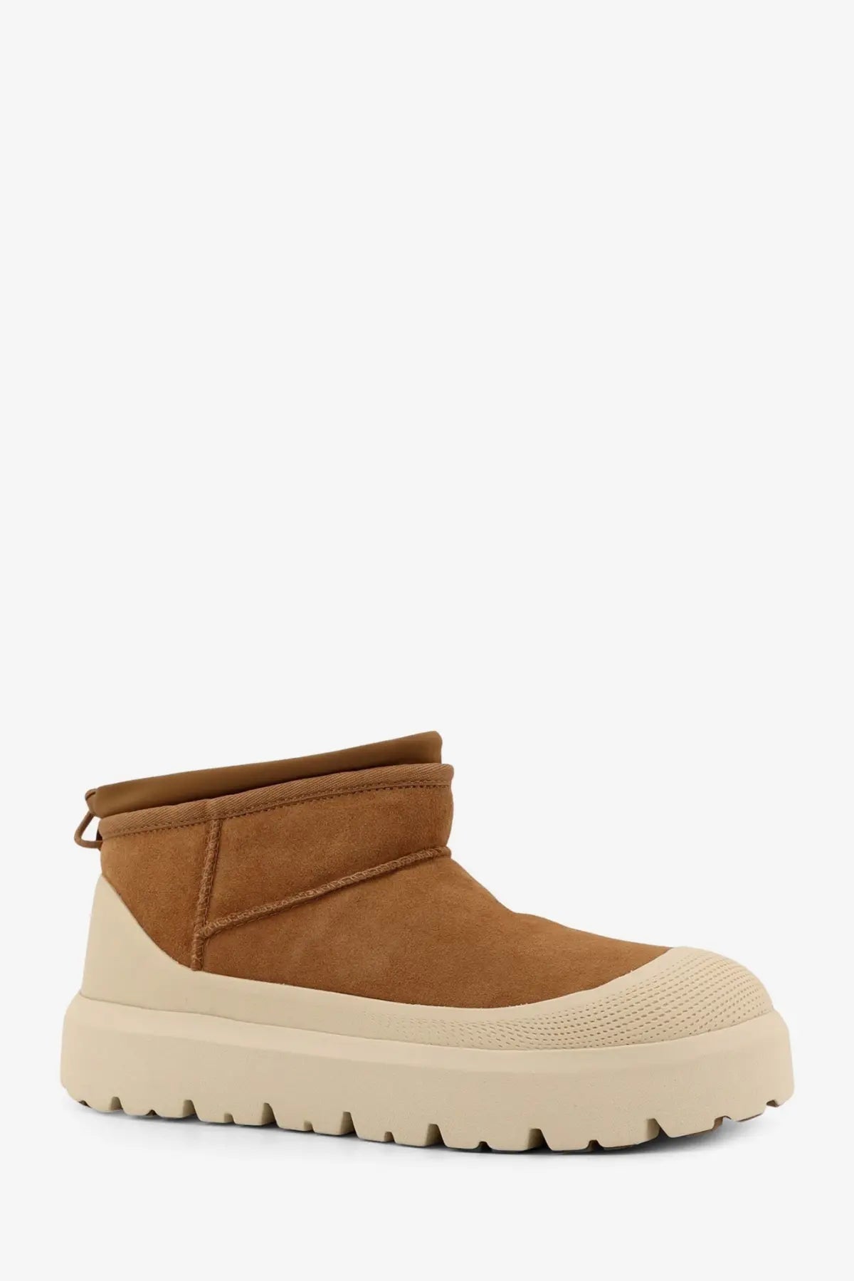 Ugg men’s cl ultra mini weather hybrid ankle boots in tan suede with cream platform sole and textured toe cap