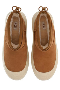 Ugg men’s ultra mini weather hybrid boots in brown tan suede with cream rubber sole and plush white lining