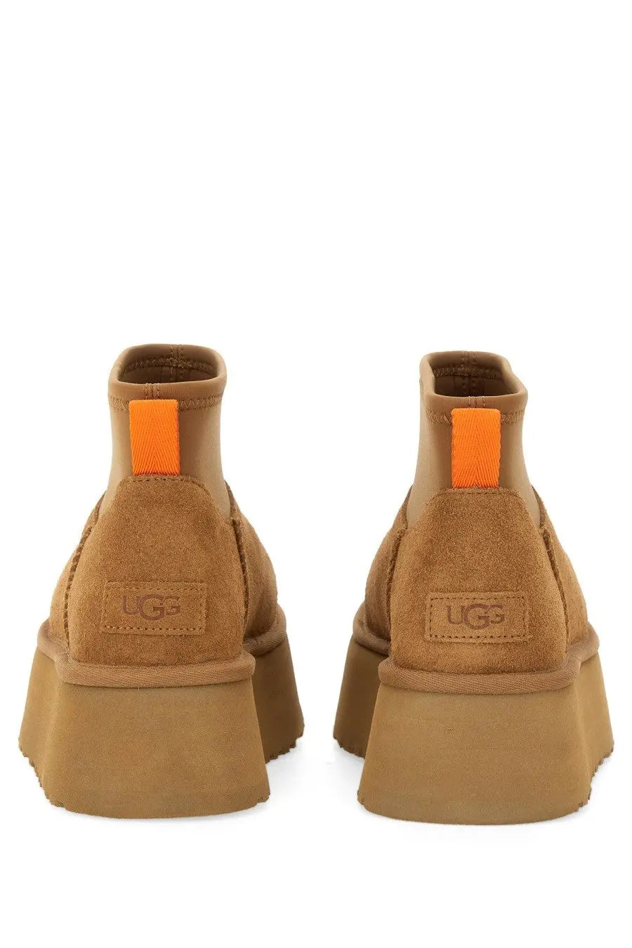 UGG women’s stivale classic mini dipper ankle boots in tan suede with orange pull tabs and platform sole