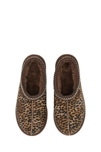 Brown leopard-print ugg women’s tasman caspian sandal pattern slipper with plush lining and stitched trim