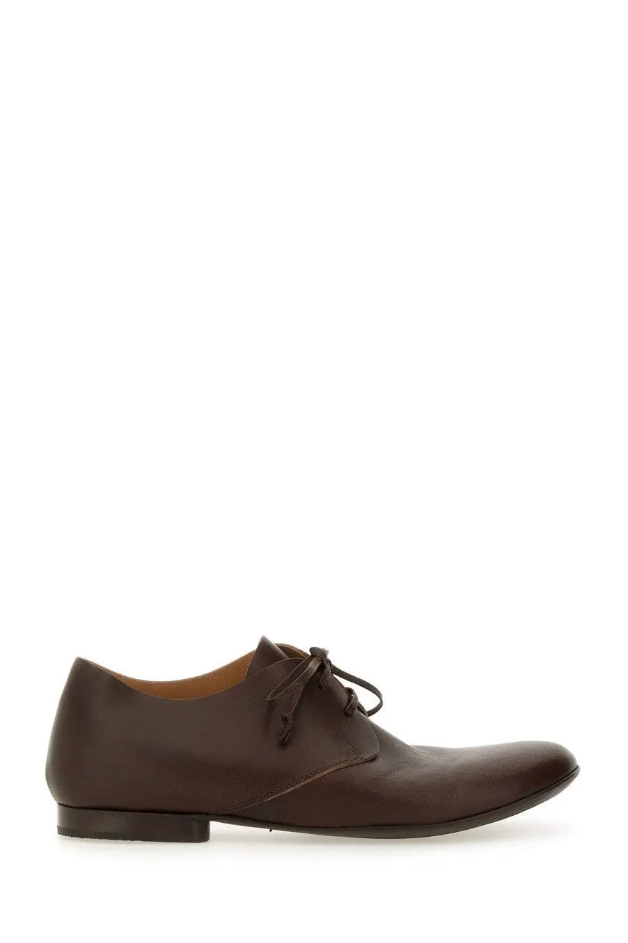 Uma Wang women’s derby lace brown oxford shoe in brown leather with low heel and neatly tied laces