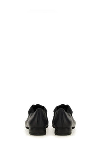 Uma Wang women’s black leather ballerina slip-on shoes with a sleek minimalist design