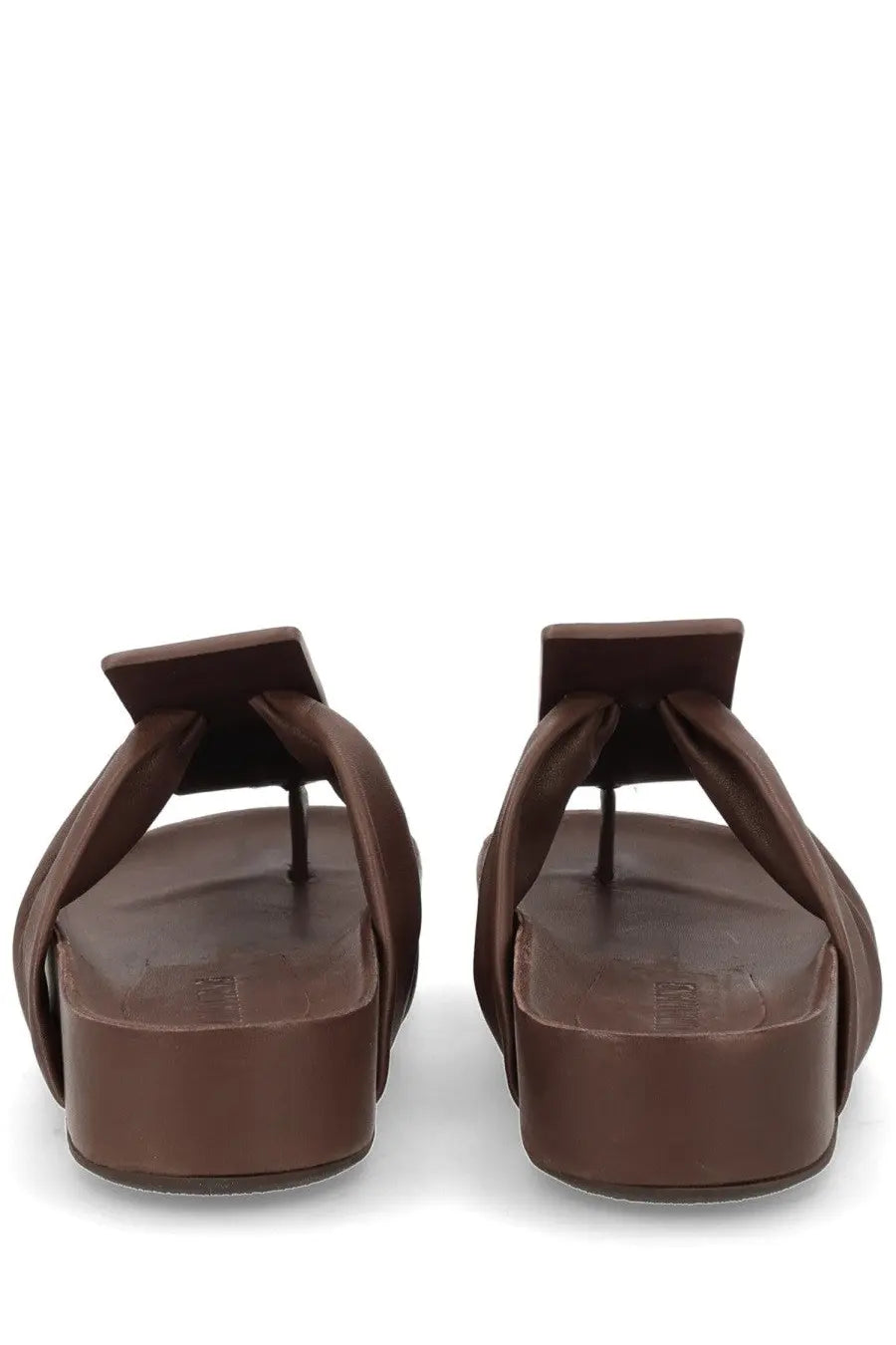 Uma Wang women’s sandalo infradito in pelle brown leather thong sandals with chunky platform sole and twisted straps