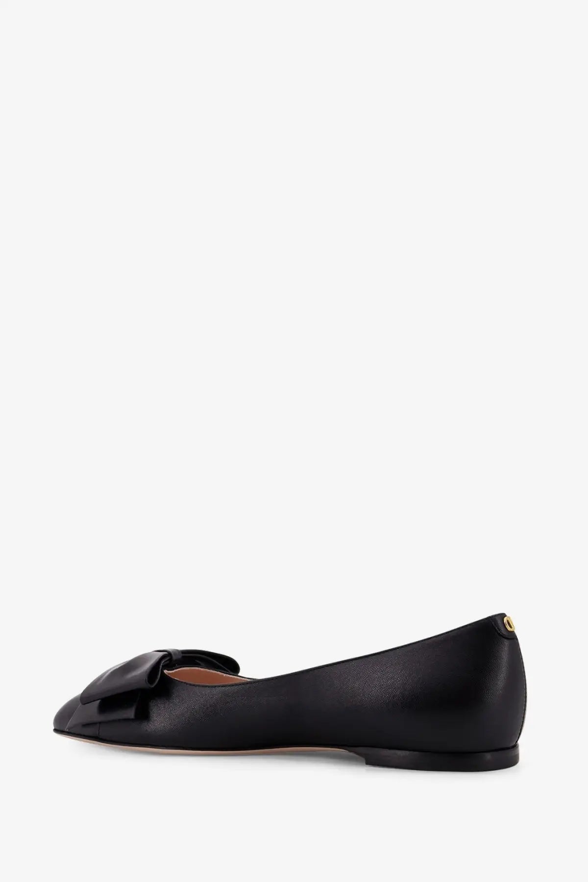 Valentino women’s bowow black leather ballet flat featuring a prominent bow at the toe for elegant wear