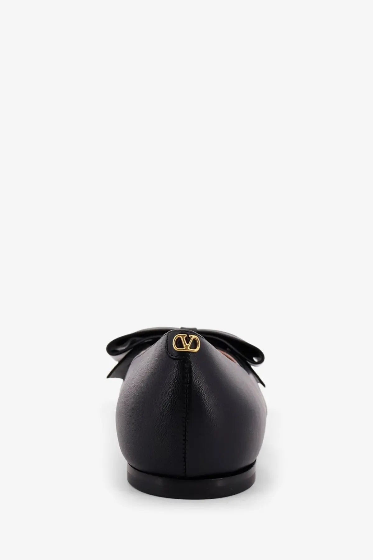Black leather flat shoe with gold-tone valentino logo and bow detail from valentino women’s bowow leather ballerinas black collection