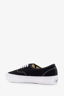 Vans men’s lx authentic reissue black canvas sneaker with white laces and thick white rubber sole