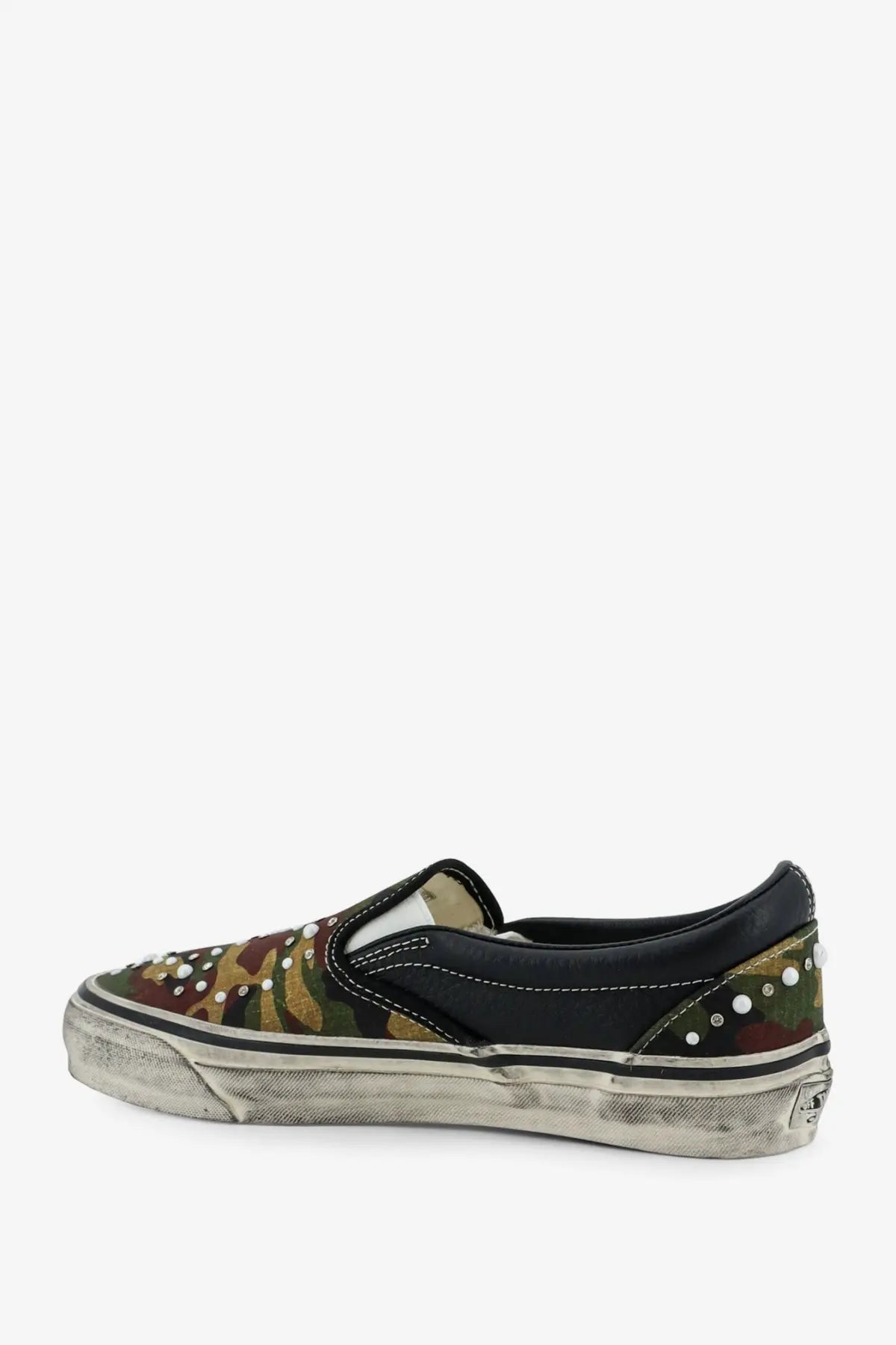 Vans men’s lx classic slip on canvas and leather sneaker with camouflage pattern black leather and white pearl studs