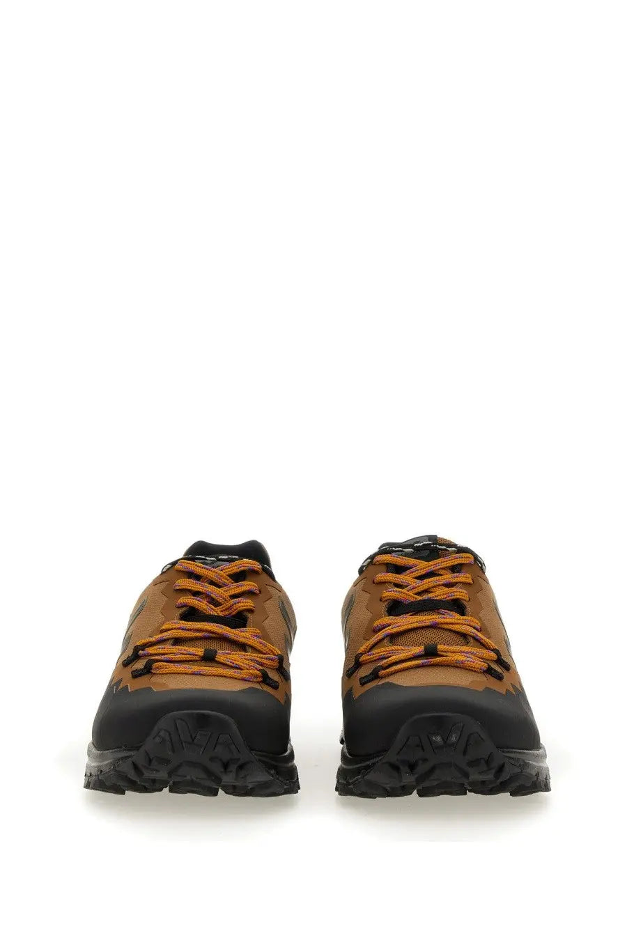 Veja men’s fitz roy trek shell sneaker black hiking shoes tan and black with rugged soles and matching laces