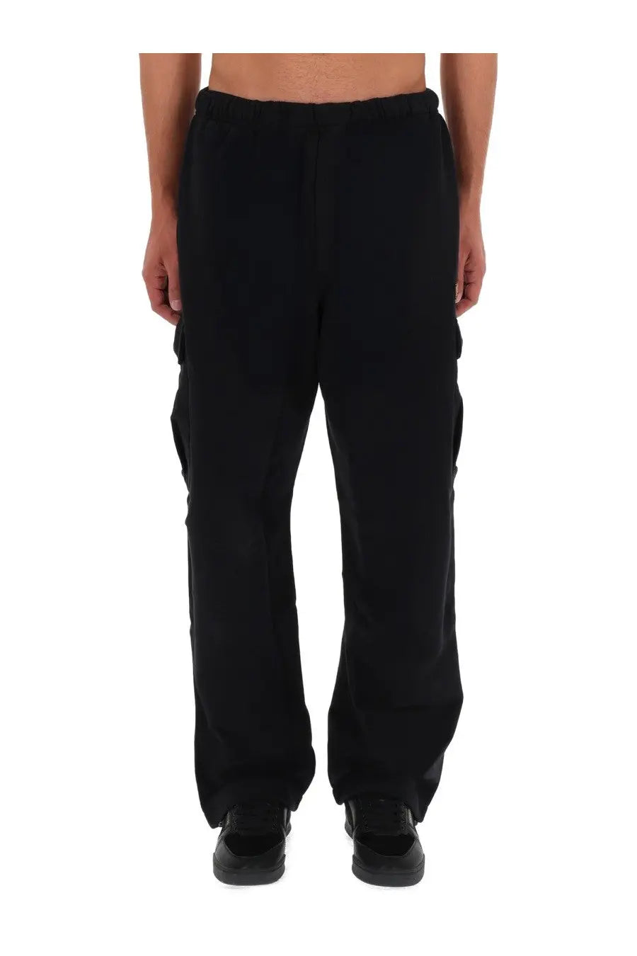 Versace jeans couture men’s black cargo jogger pants with elastic waistband and multiple side pockets