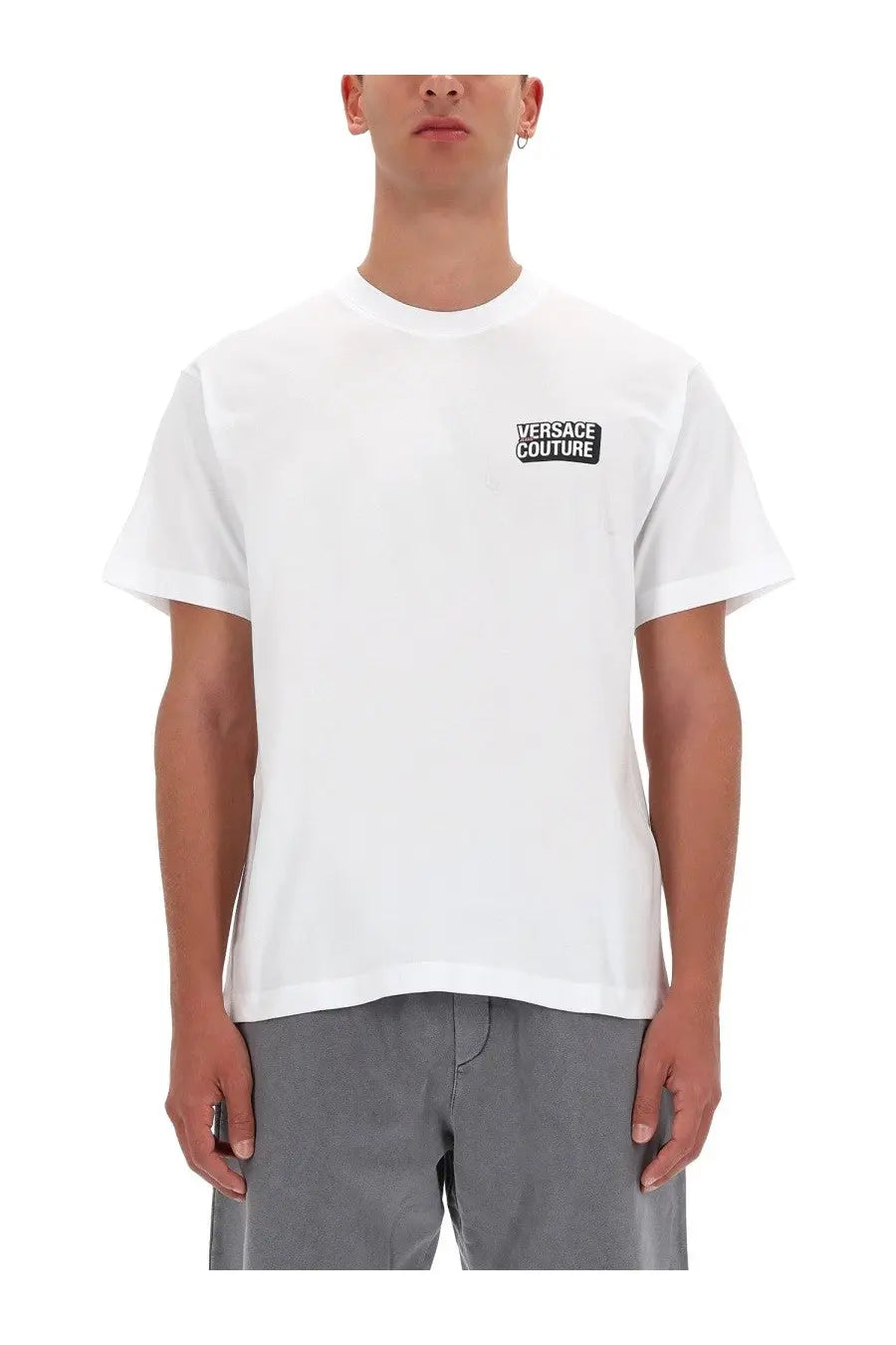 Versace jeans couture men’s white cotton t-shirt with black logo patch on left chest