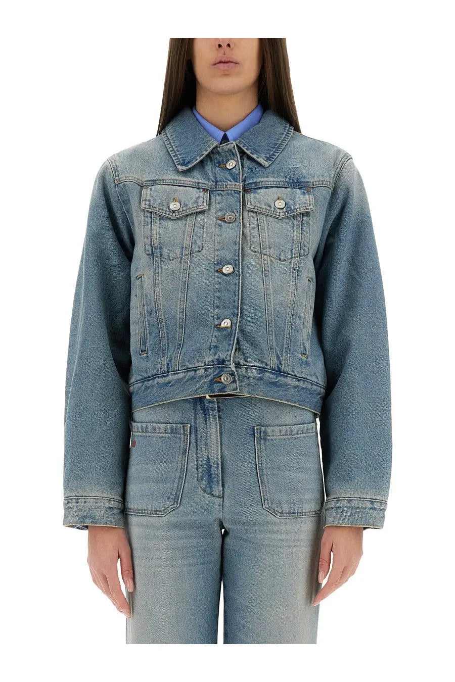 Victoria Beckham women’s blue padded denim jacket with classic collar button closures and two front chest pockets
