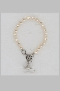 Vivienne Westwood women’s silver bracciale aleksa delicate pearl bracelet with silver toggle clasp and orb charm