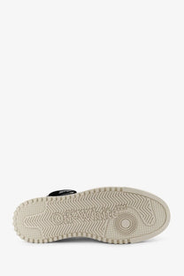 Beige rubber sole with off-white logo and zigzag tread pattern on black leather off-white men’s court high top sneakers